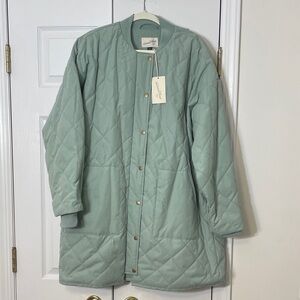 Universal Thread Green Quilted Puffer Style Jacket in size X, NWT